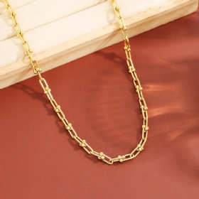 U-shaped Horseshoe Knot Chain Necklace