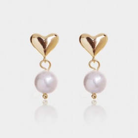 Heart Pearl Dangling Earrings