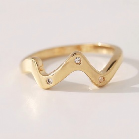 CZ Wavy Ring