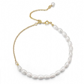 Pearl and Chain Bracelet